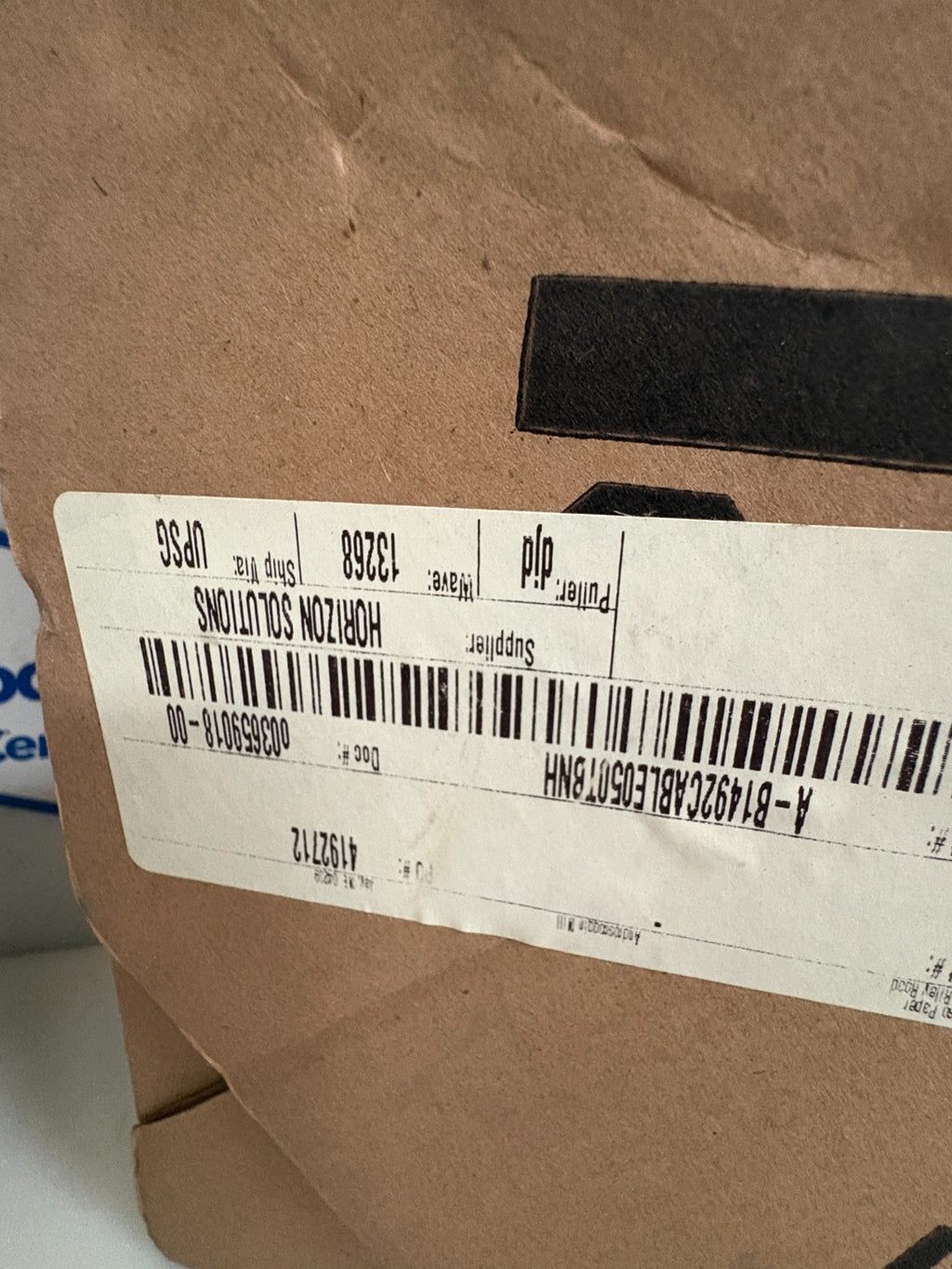 ALLEN BRADLEY CABLE FOR I/O MODULE 5 M LONG 1492-CABLE050TBNH C2