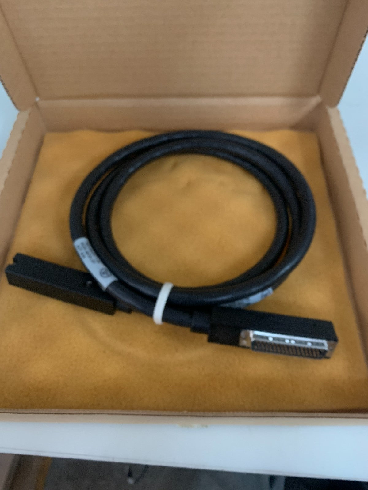 SCHNEIDER MODICON BREAKOUT CABLE 690 MC 100006