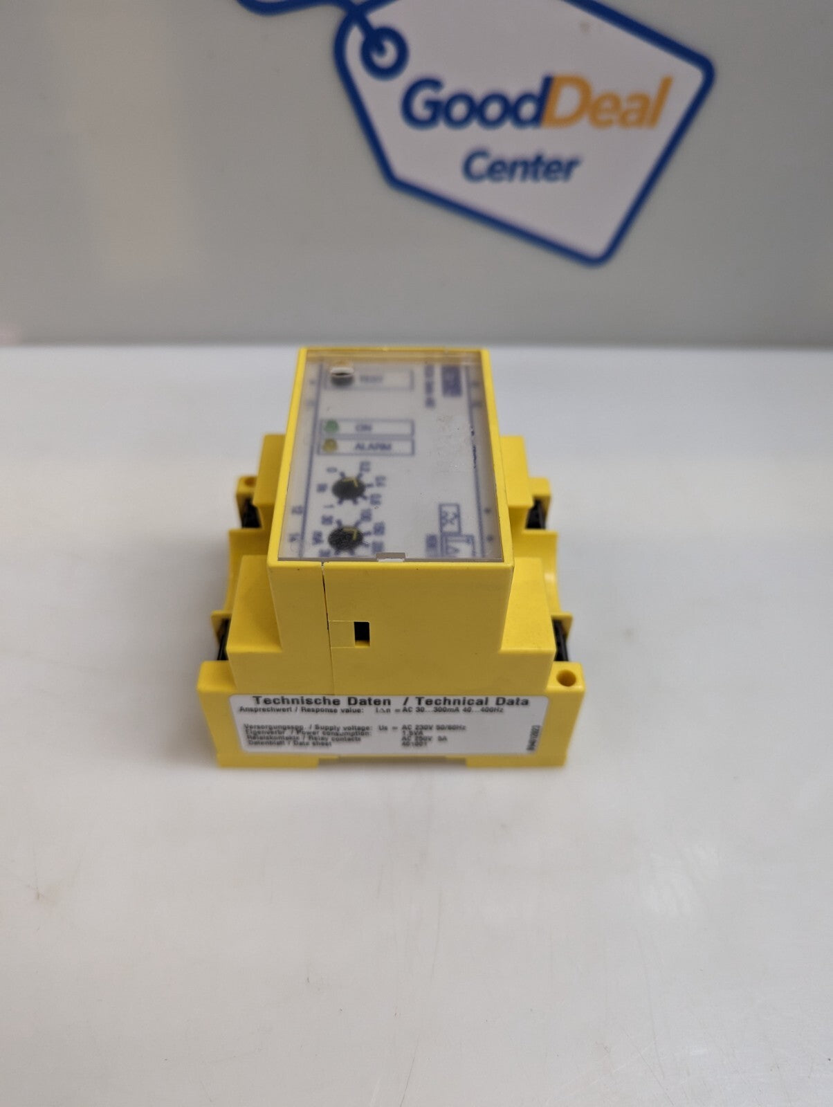 Bender RCM465Y Residual Current Monitor B940120330