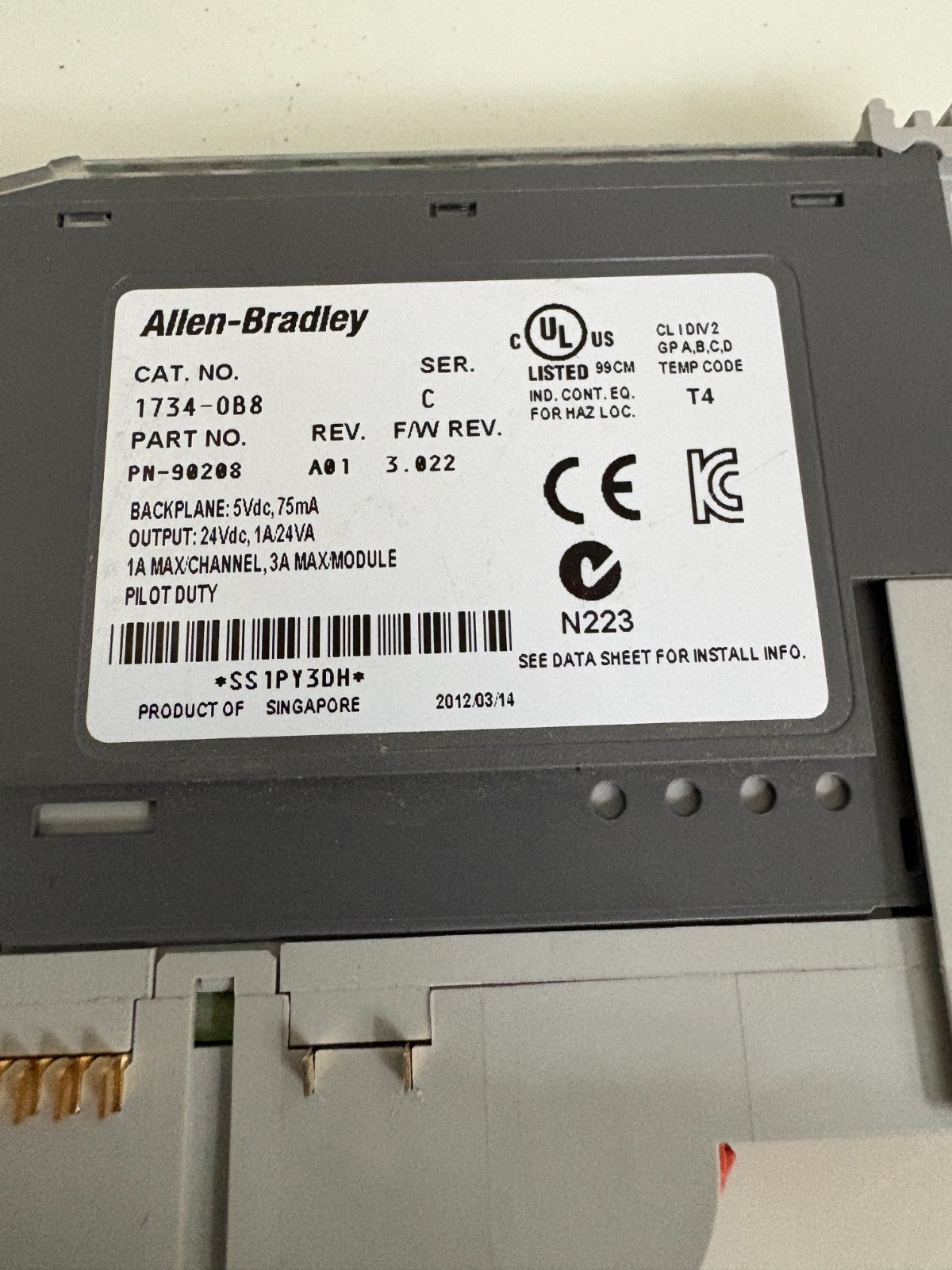 ALLEN BRADLEY 1734-0B8 C 1A 1 CHANNEL 3A MODULE PILOT DUTY 1734-0B8
