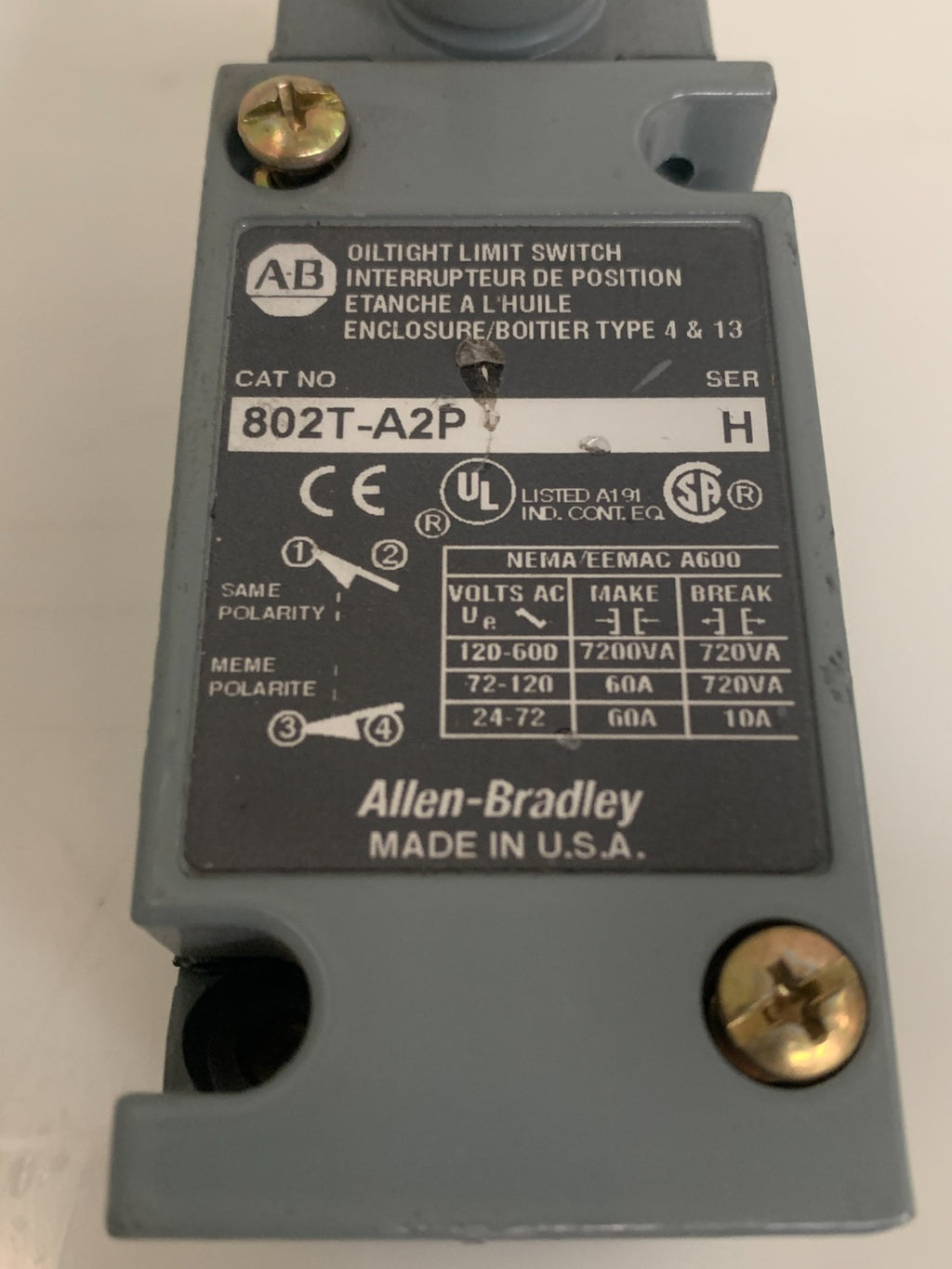 ALLEN BRADLEY OIL TIGHT LIMIT SWITCH #802T-A2P SER H