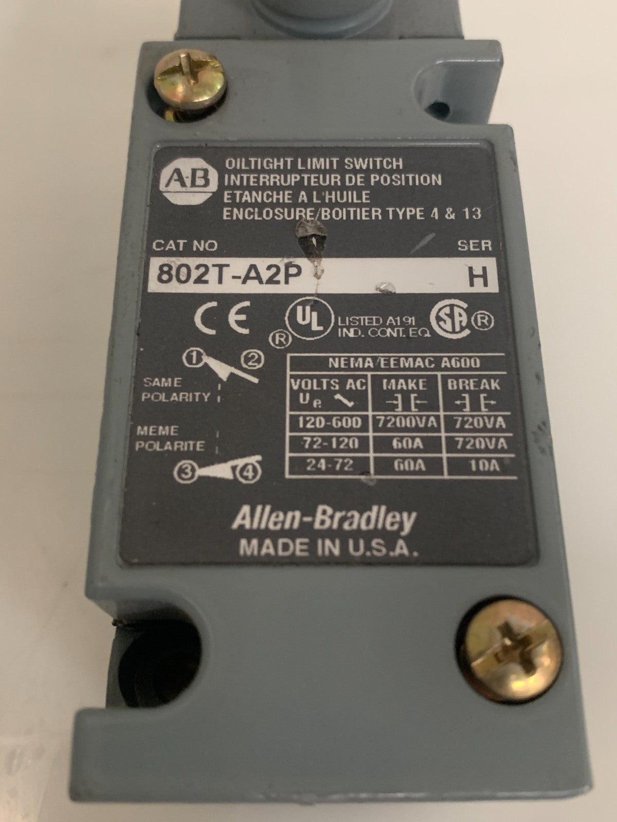 ALLEN BRADLEY OIL TIGHT LIMIT SWITCH #802T-A2P SER H