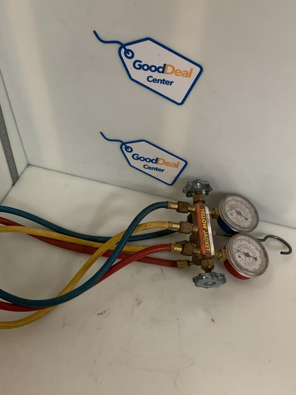 RITCHIE YELLOW JACKET TEST AND CHARGING MANIFOLD