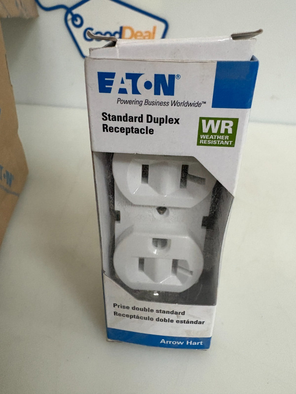 LOT OF 7 EATON DUPLEX RECEPTACLE WHITE WRBR20W1