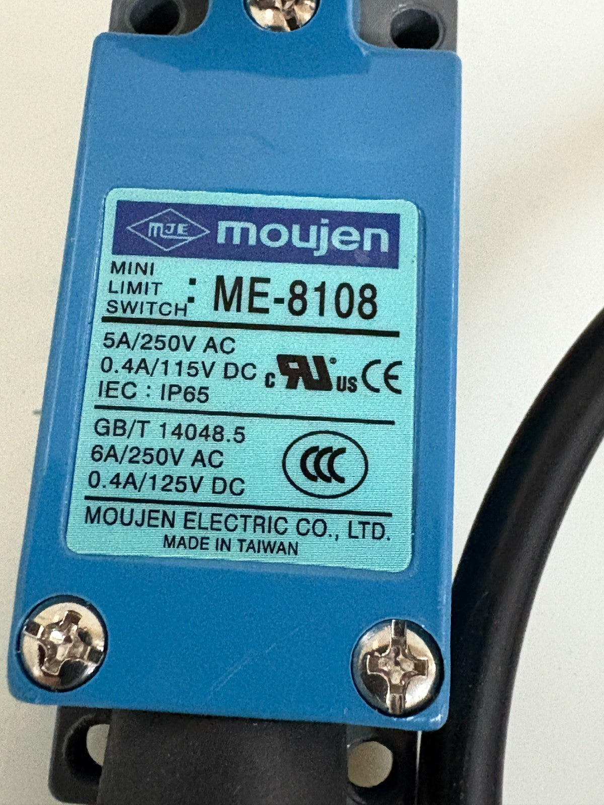 MOUJEN MINI LIMIT SWITCH ME-8108 W/CABLE