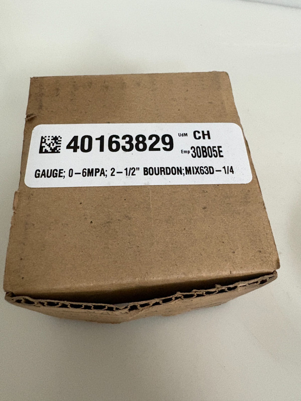 BOURBON 1/2" PRESSURE GAUGE 0-6 MPA MIX63D-1/4