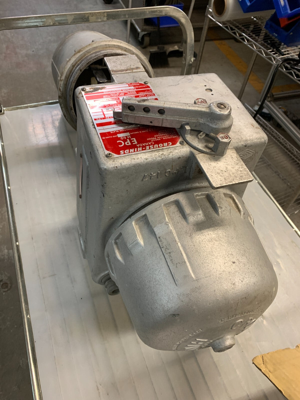 Crouse Hinds 600V Explosion Proof Enclosure EPC-M60 EPC-871-WT-15-F-W653-PB1