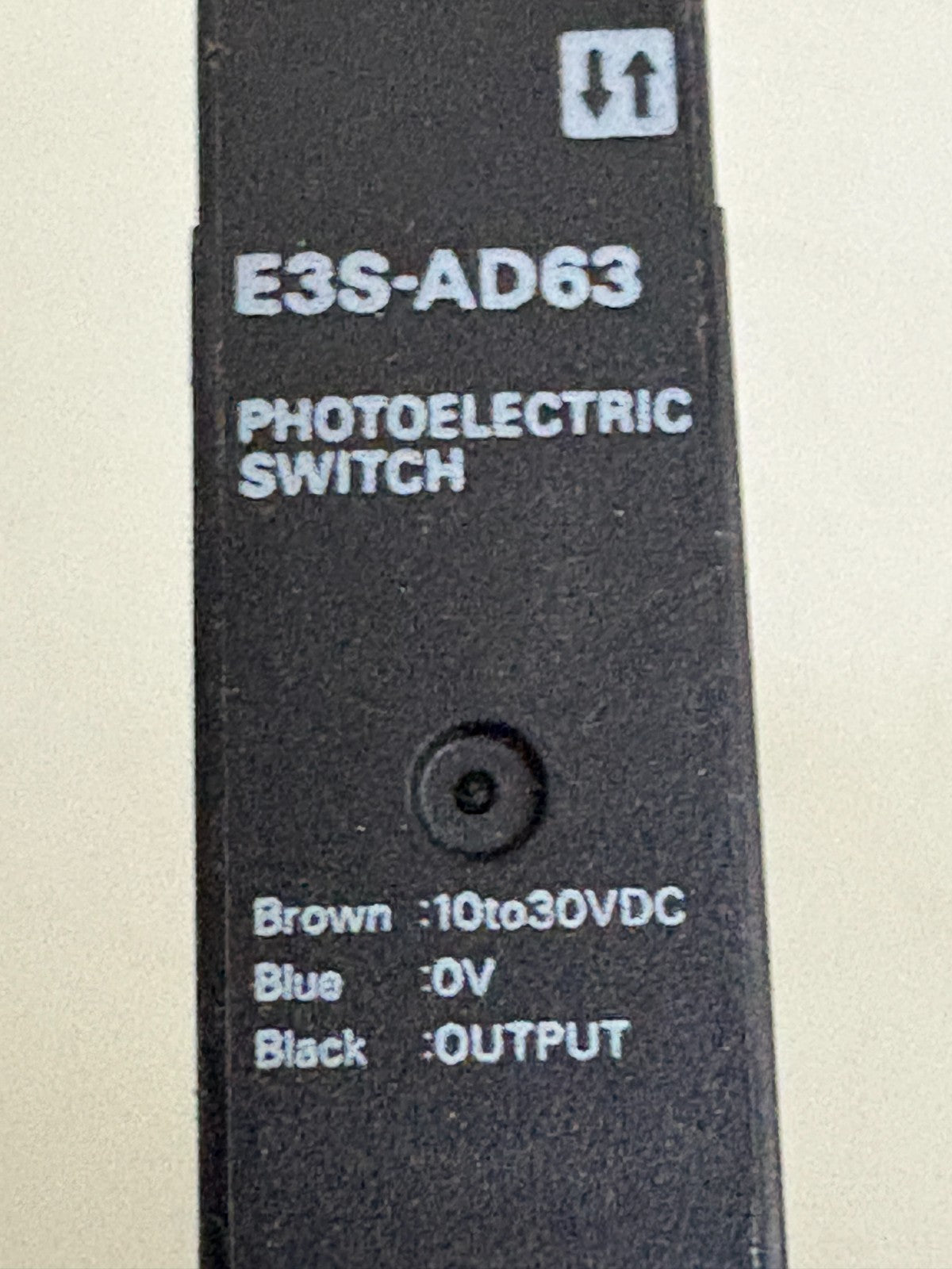 OMRON PHOTOELECTRIC SENSOR E3S-AD63 