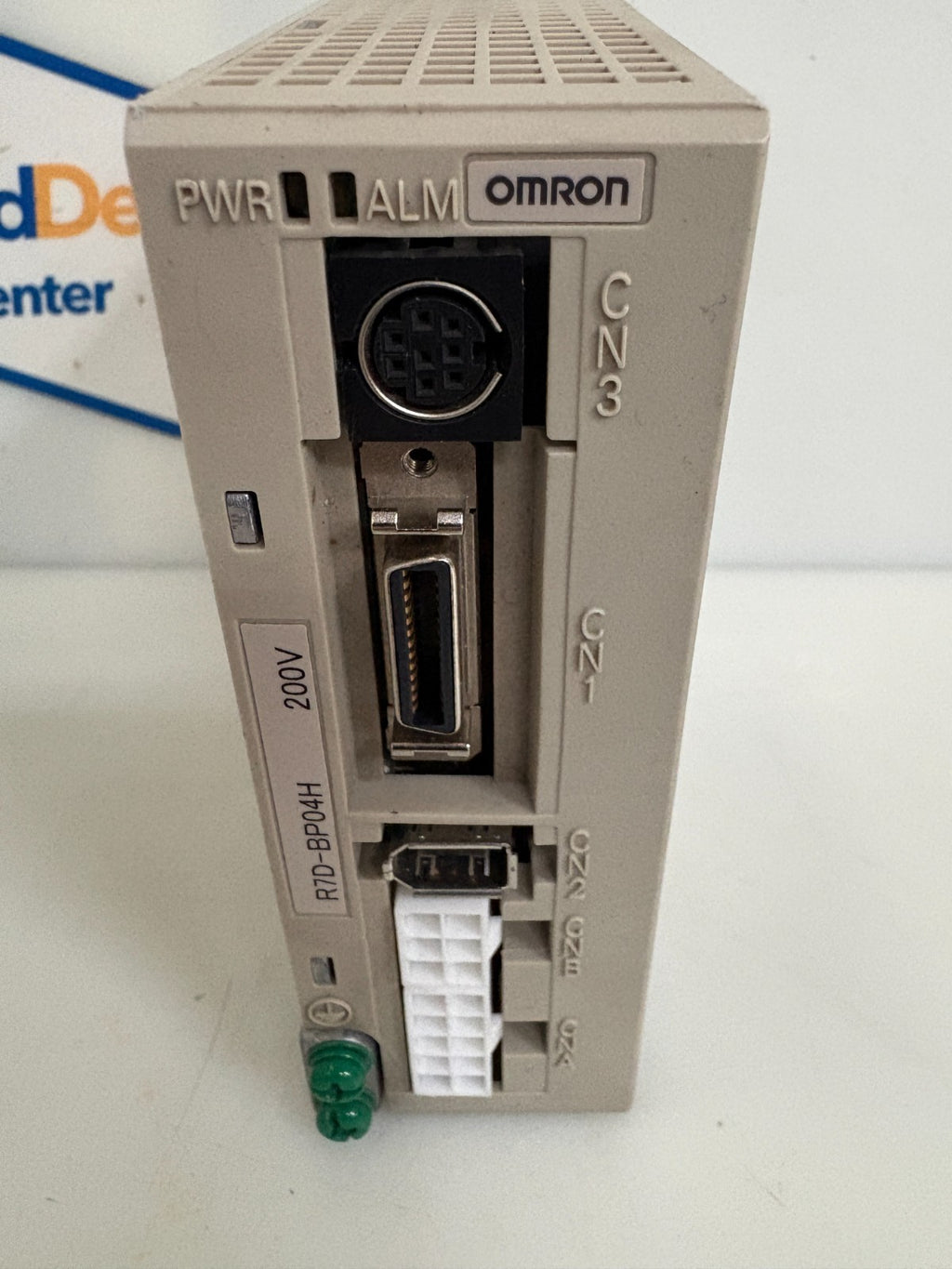 OMRON AC SERVO DRIVER R7D-BP04H