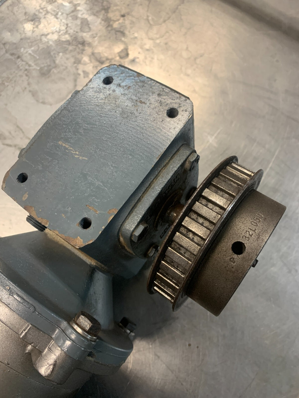 BALDOR 1/4 HP 1750 RPM MOTOR CDP3310 SPEC 33-2024 2118 W/GEAR BOX1