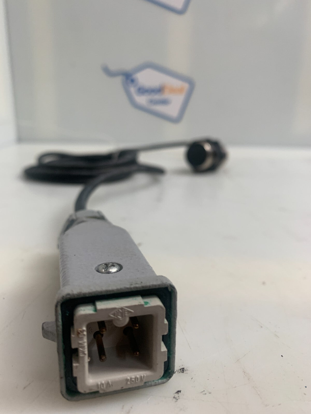 ALLEN BRADLEY 875C-M10NP30-82 Capacity Proximity Sensor1