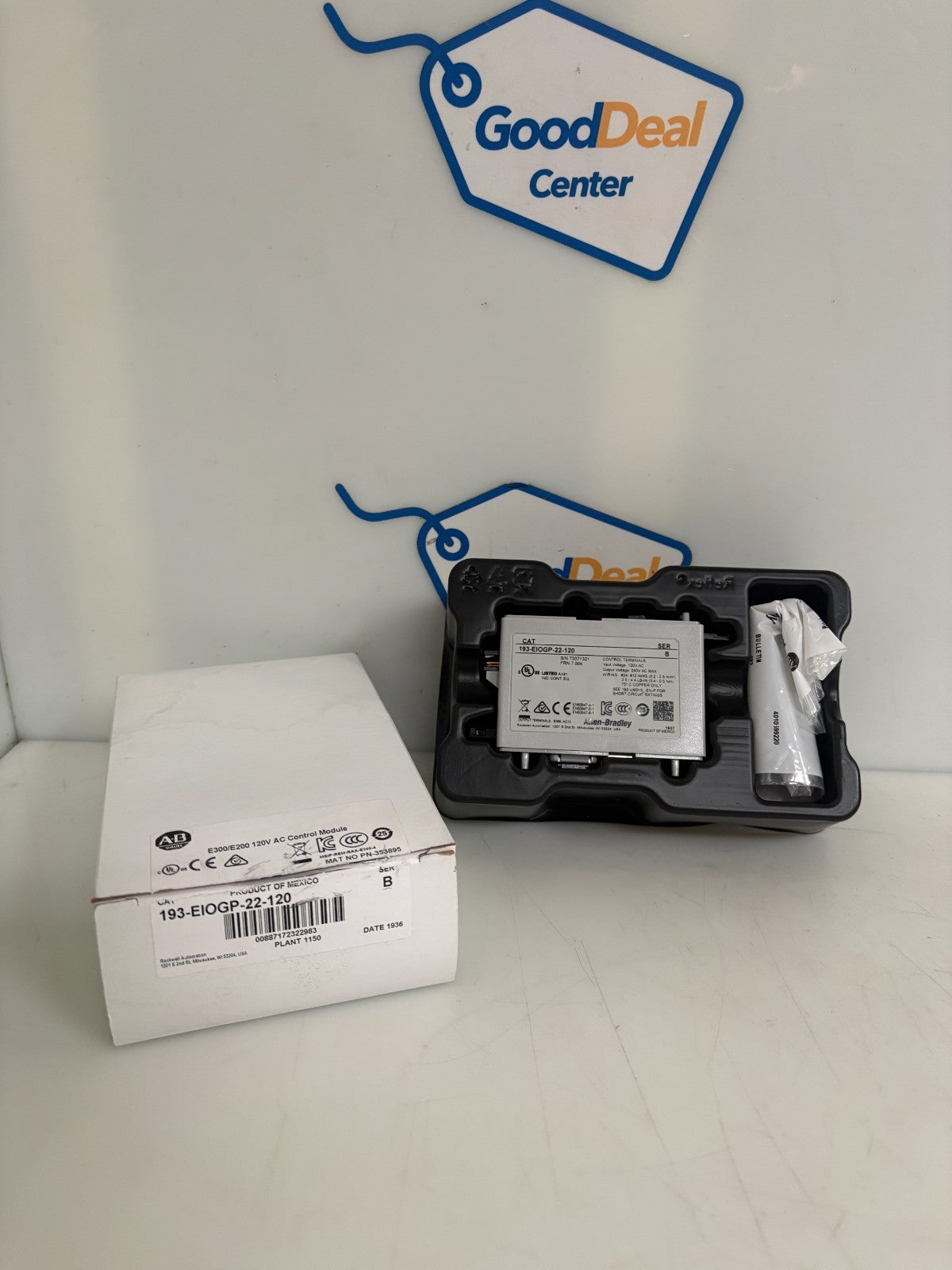 ALLEN BRADLEY E300/E200 120V AC CONTROL MODULE 193-EI0GP-22-120 B0
