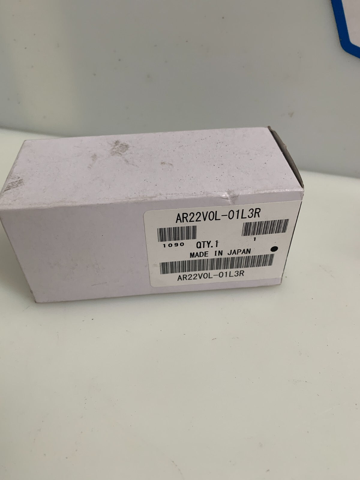 FUJI ELECTRIC  Emergency Stop Button  AR22VOL-01L3R  (Lot of 2)