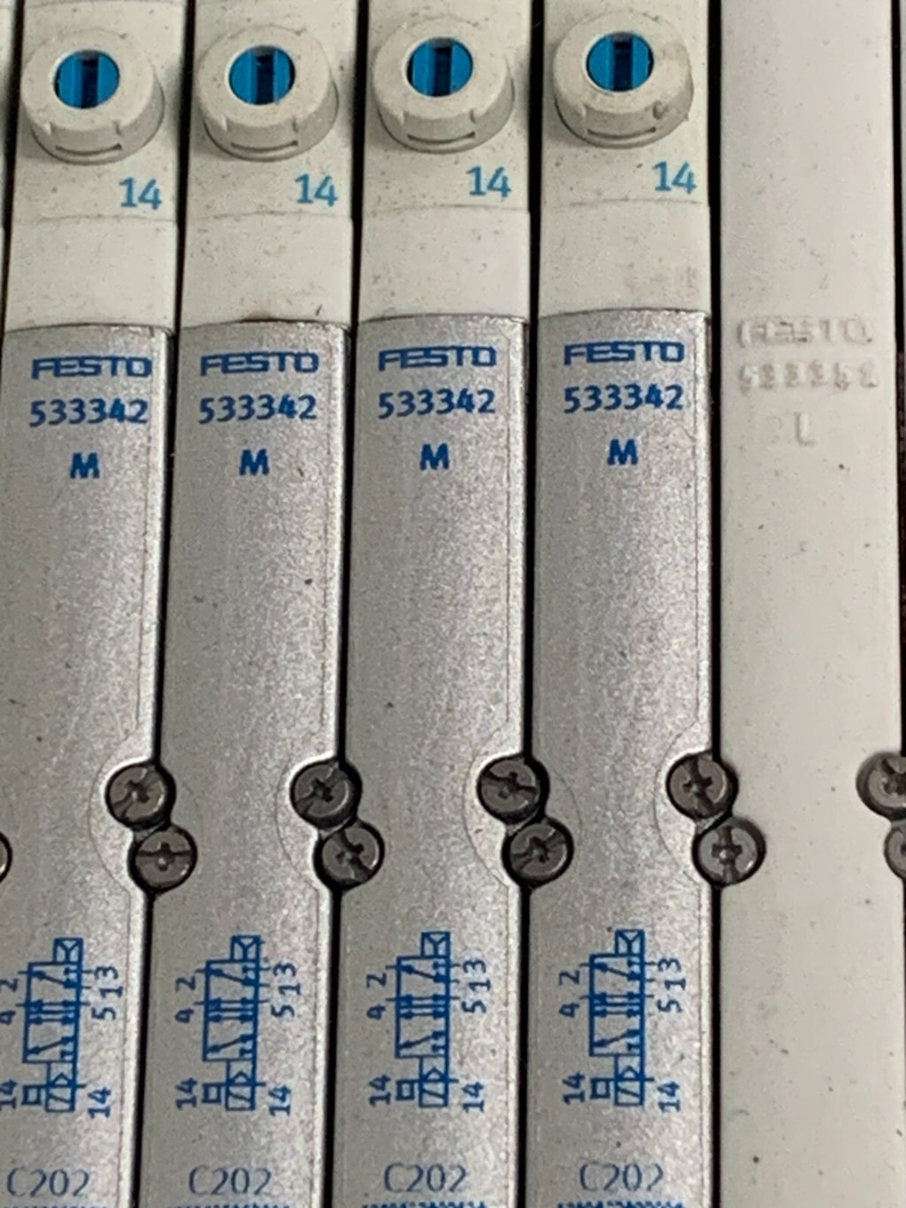 FESTO  Pneumatic Manifold Unit (Good condition)