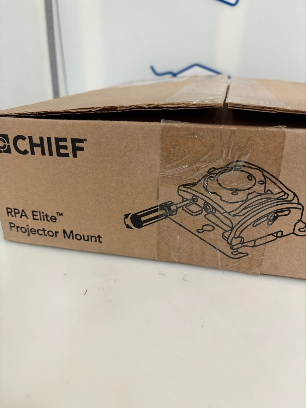 CHIEF PROJECTOR CEILING MOUNT RPM 1952
