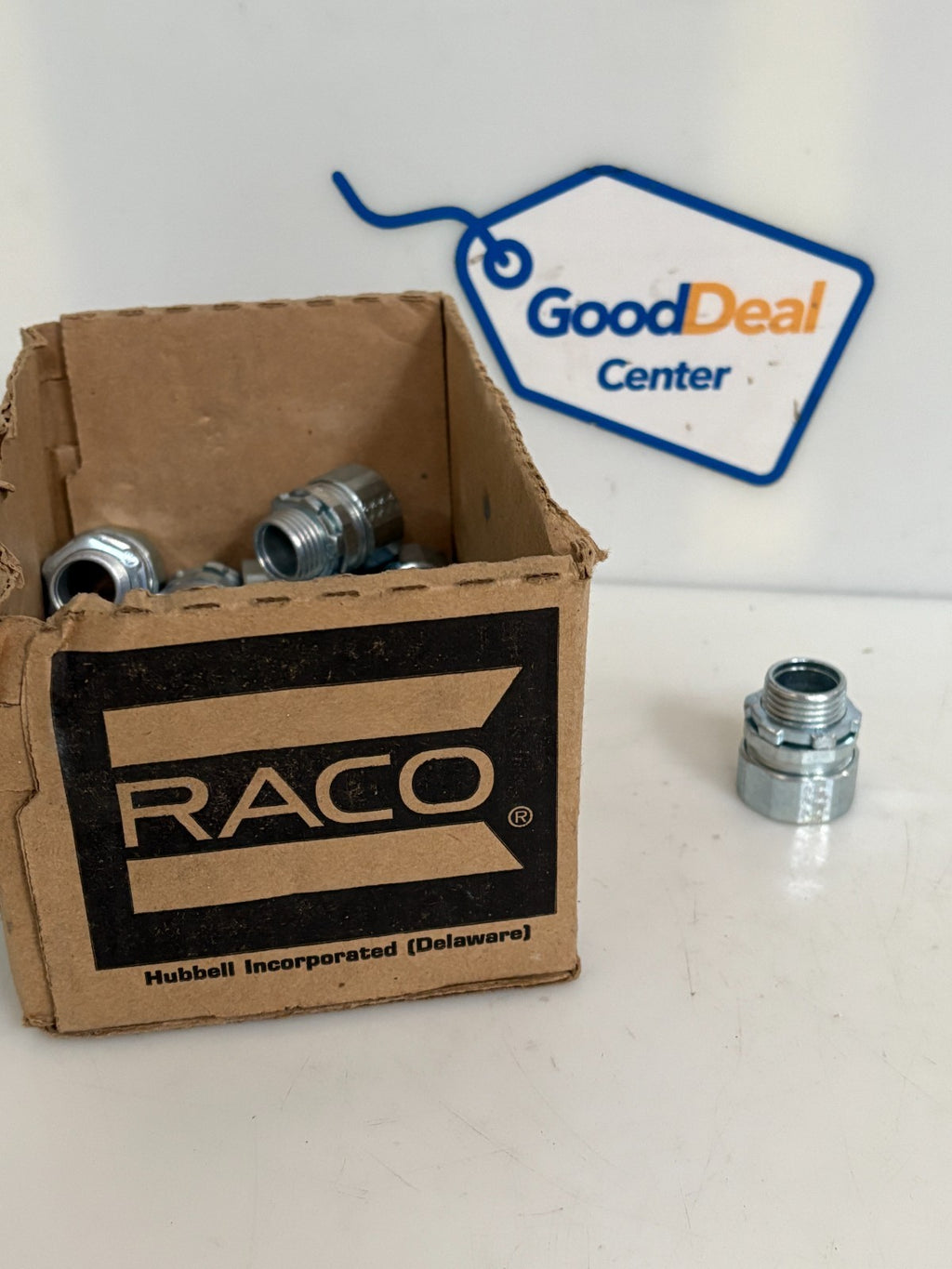LOT OF 17 RACO HUBBELL 1/2" COMPRESSION CONNECTOR #1802