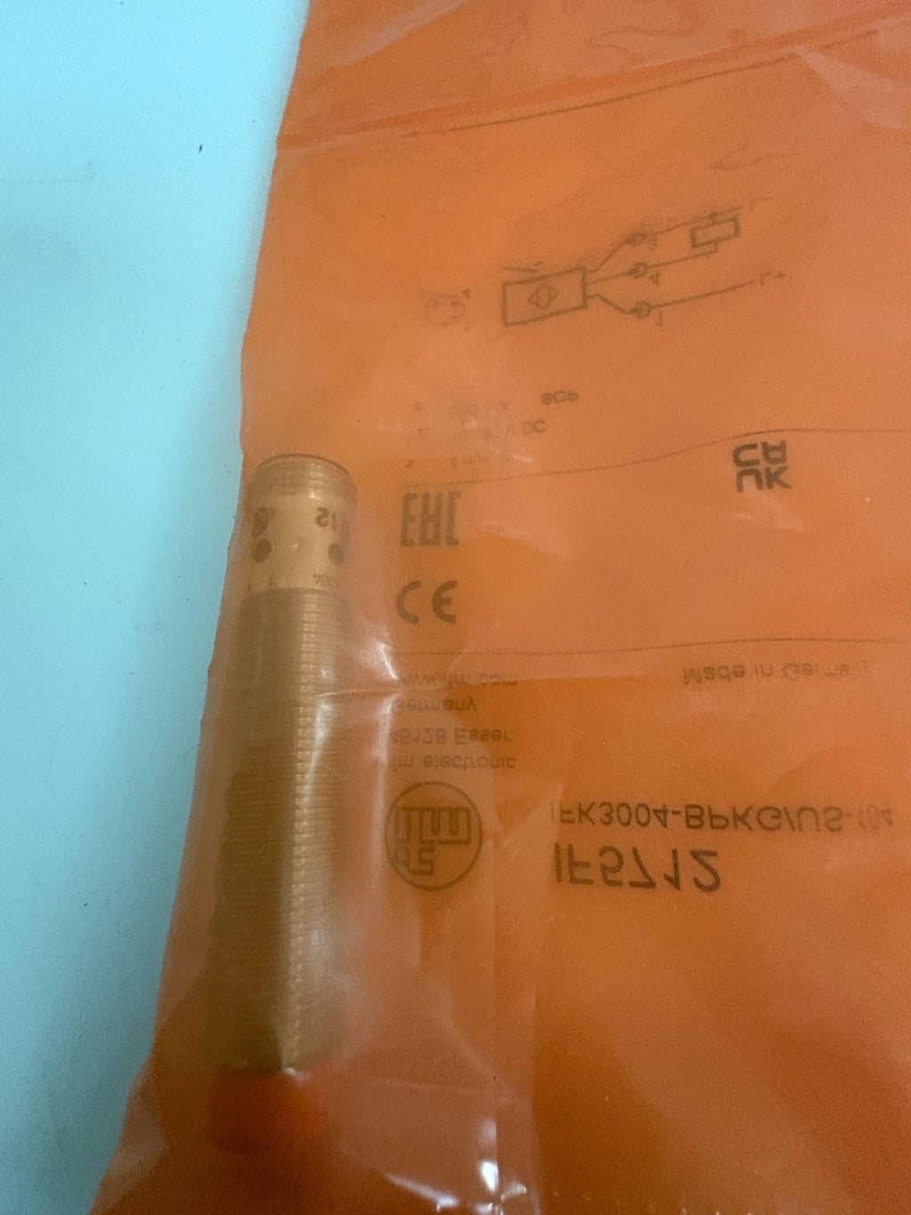 IFM INDUCTIVE SENSOR IF5712 IFK3004-BPKG/US-104