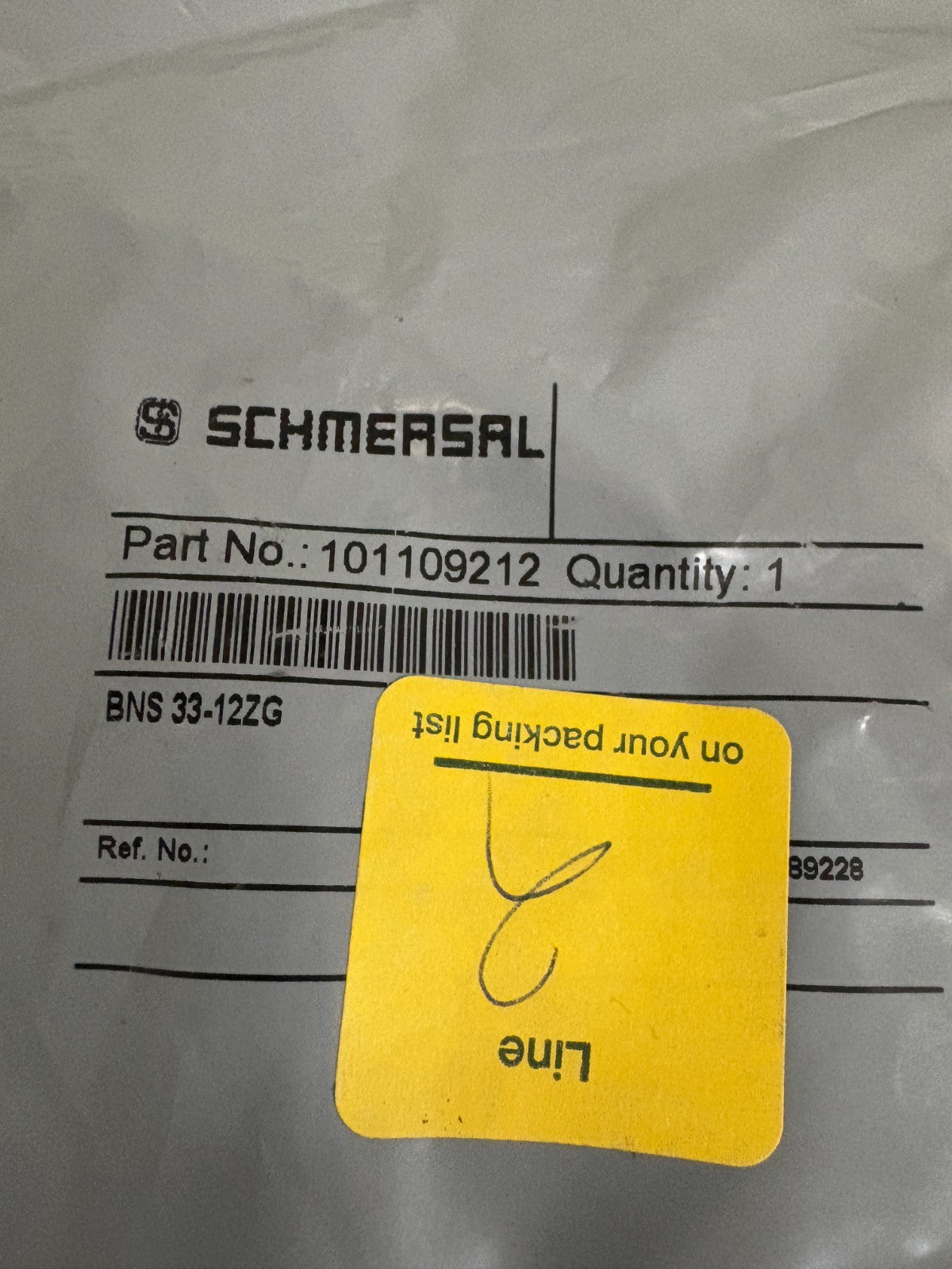 SCHMERSAL MAGNETIC SAFETY SENSOR BNS33-12ZG 101109212
