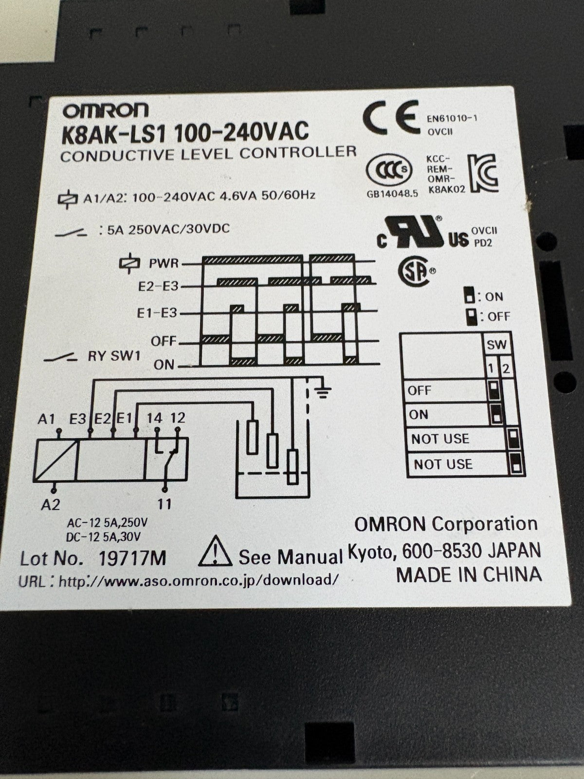OMRON CONDUCTIVE LEVEL CONTROLLER K8AK-LS1 100-240VAC