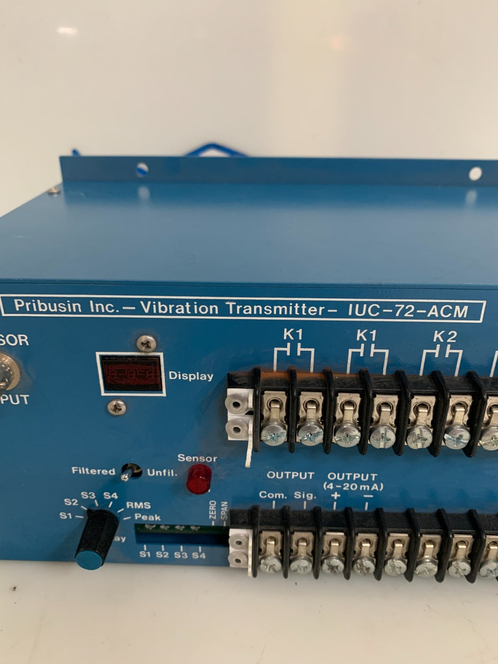 PRIBUSIN ACCELEROMETER VIBRATION TRANSMITTER IUC-72-ACM