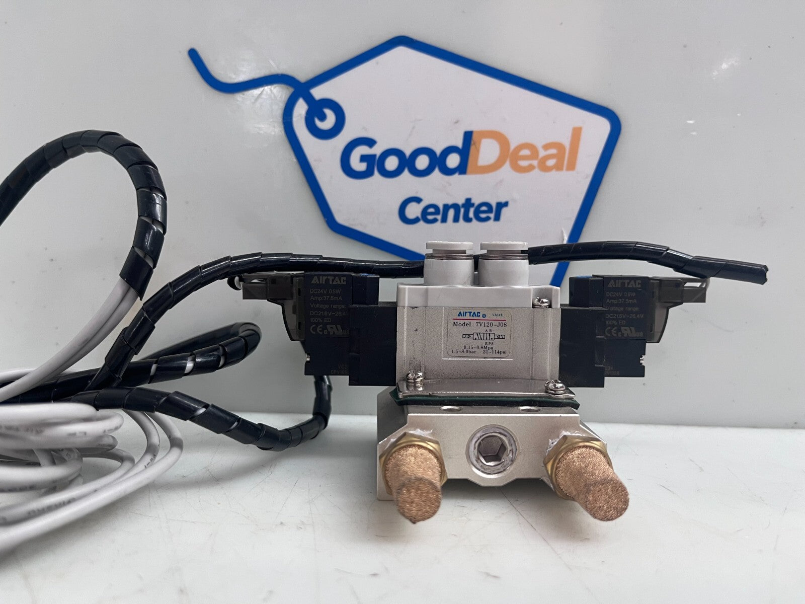 AIRTAC 7V120-J08  Solenoid Valve  w/Base