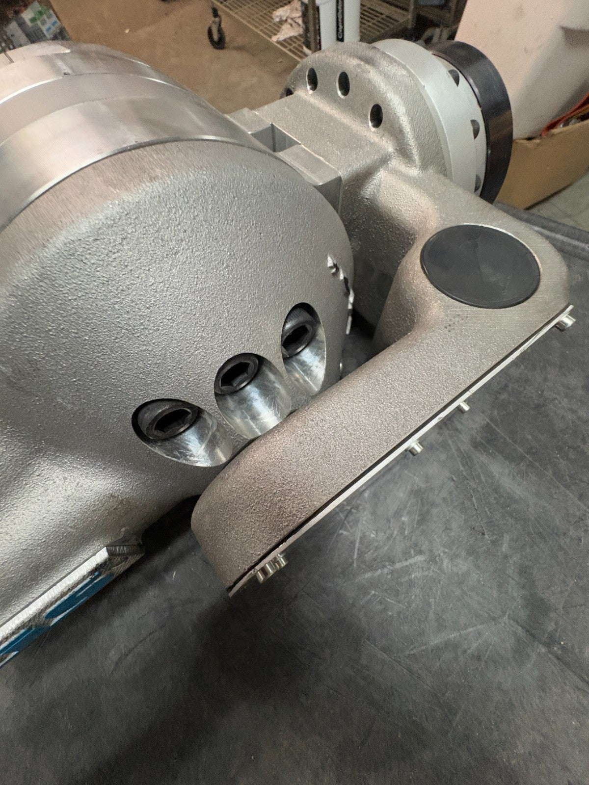 REIS ROBOTICS WELDING ROBOT WRIST PART NUMBER UNKNOWN FROM RV40XL ROBOT