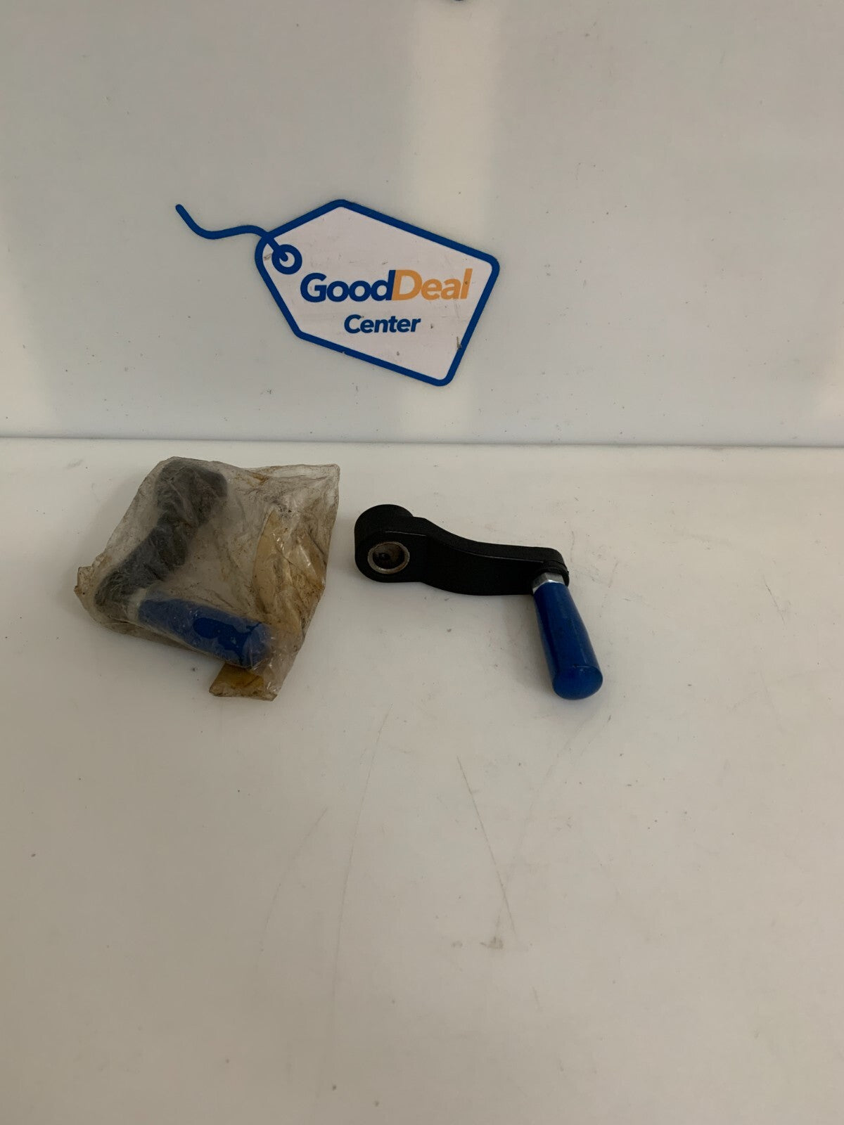 LOT OF 2 HANDLE ASSEMBLY  FOR DRILL PRESS TABLE #1344257