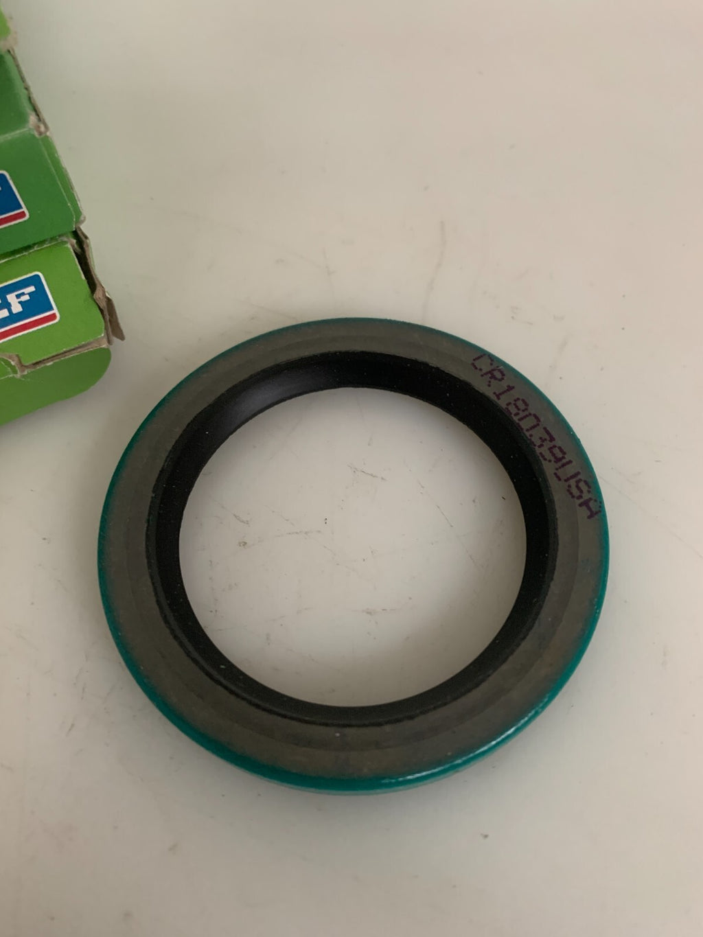 LOT OF 4  SKF OIL SEAL #18039