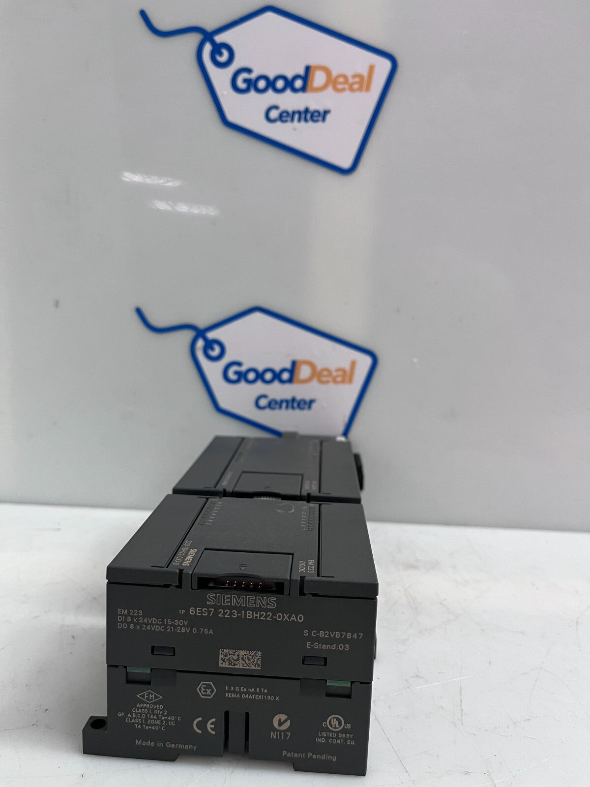 SIEMENS / Simatic CPU 6ES7 214-2AD23-0XB0 w/EM 223 DC/DC 223 1BH22-0XA0