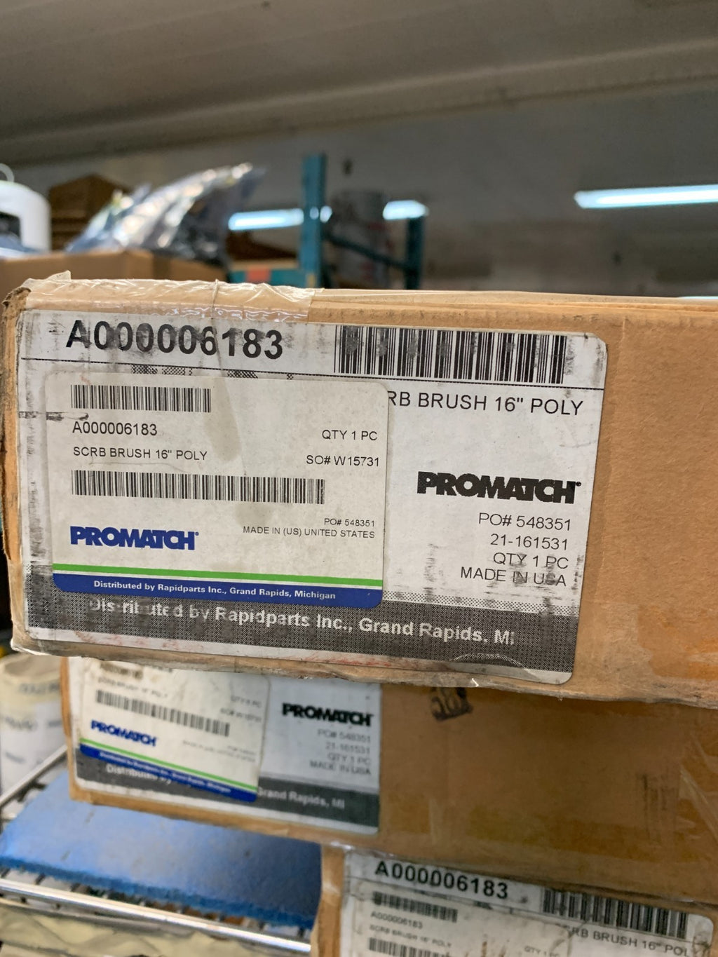 PROMATCH 16" POLY SCRUB BRUSH W/G 400X ASSY