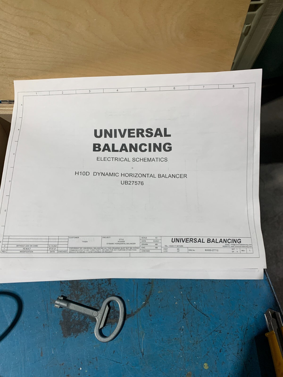 UNIVERSAL BALANCING 2021 BURKE PORTER HORIZONTAL BALANCER w/ Controller H10D-B-M