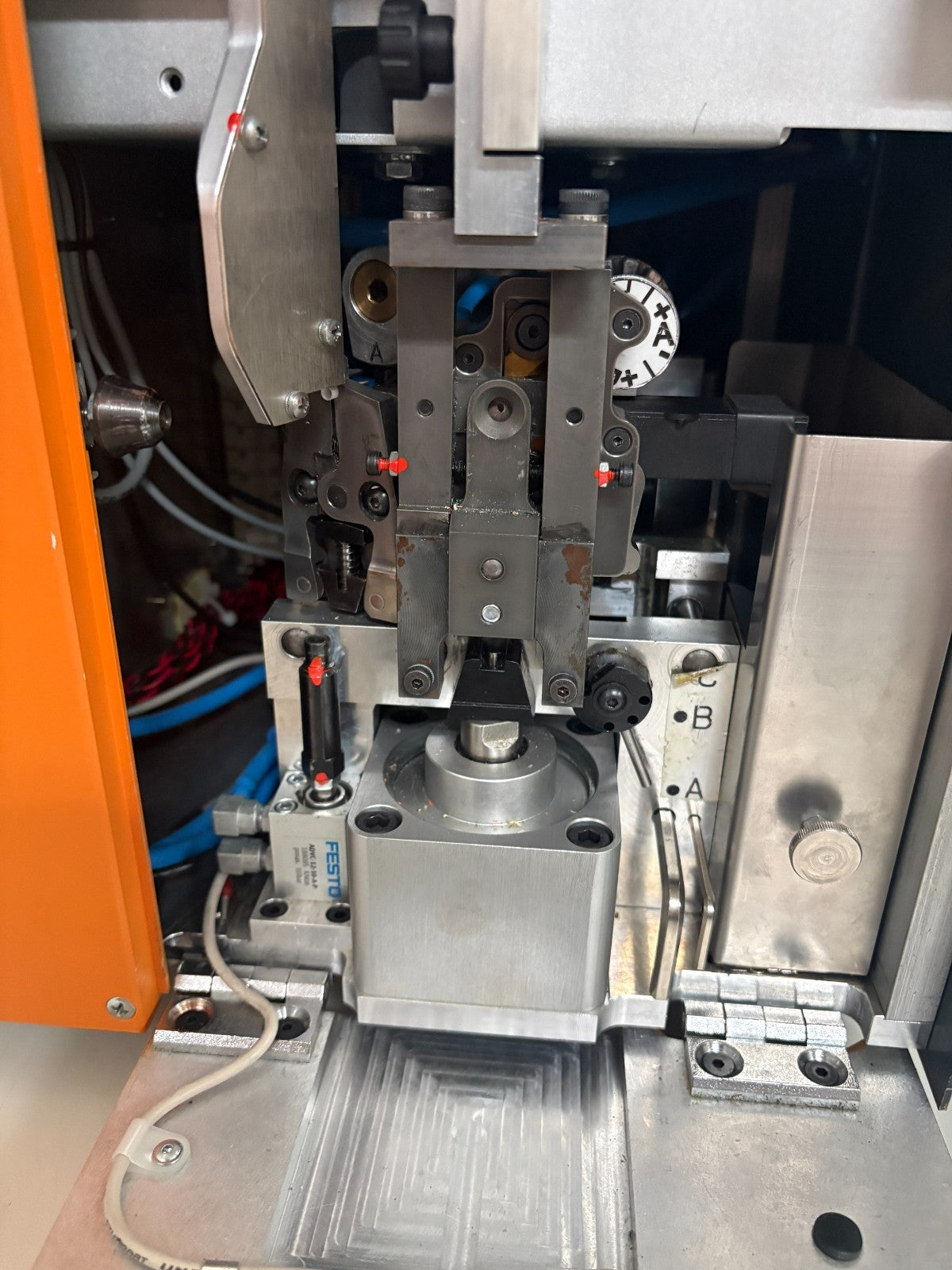 WEIDMULLER AUTOMATIC STRIPPER AND CRIMPER CRIMPIX LS 1538 W/ 3 EXTRA BOWLS6