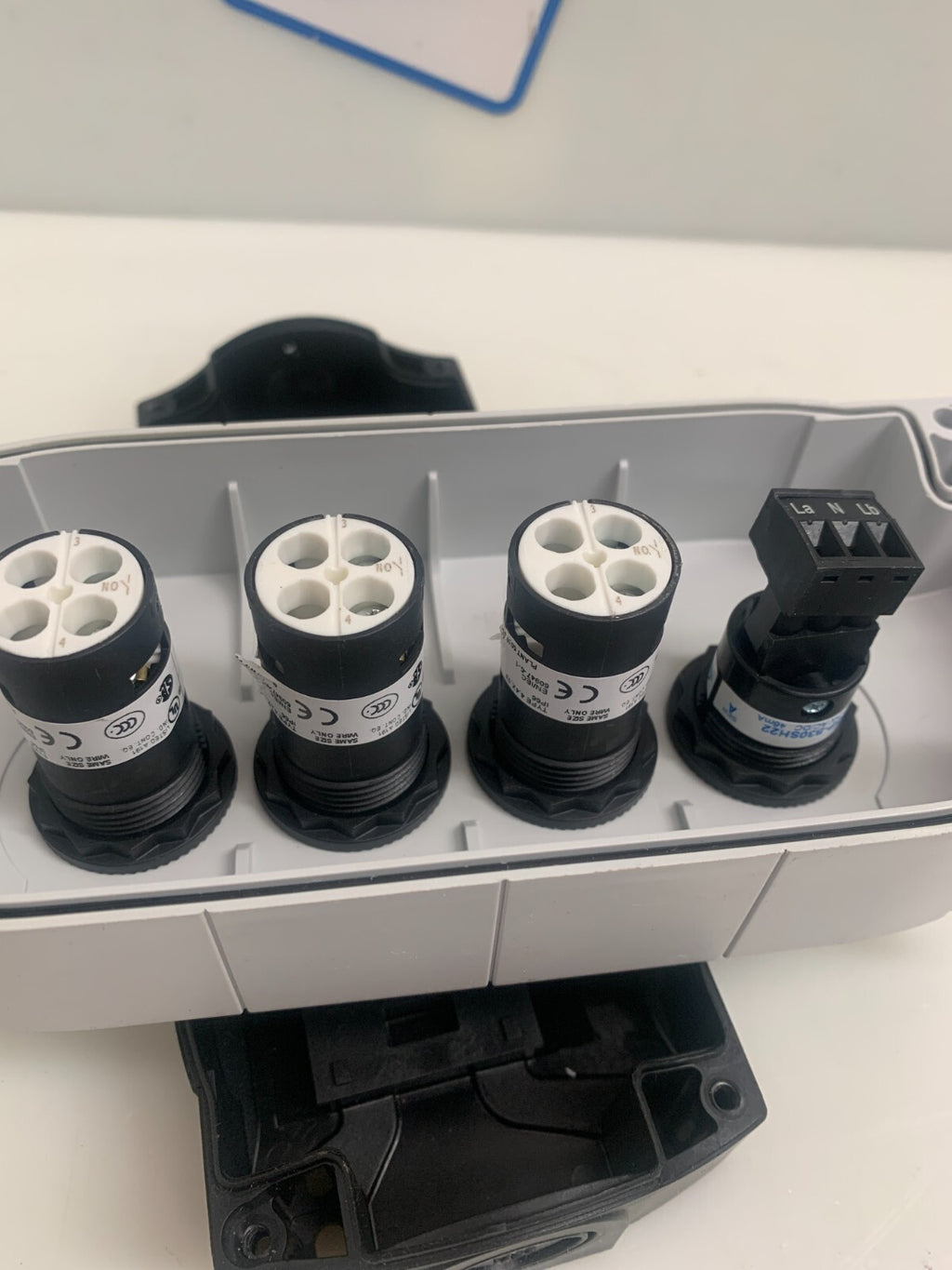 Allen Bradley 800F-4PM 4 push button, see description for buttons
