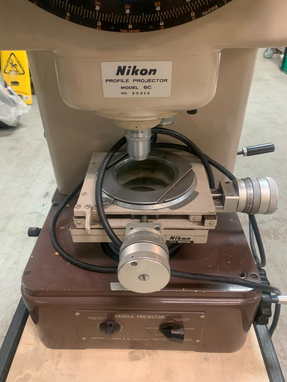 Nikon 6C Profile Optical Comparator Projector Countertop Model