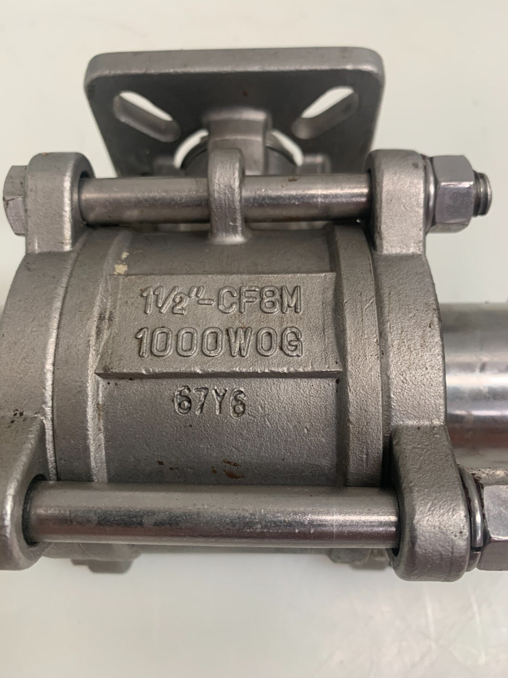 DIXON  1 1/2-CF8M  Stainless Steel Valve  1000WOG  67YS1