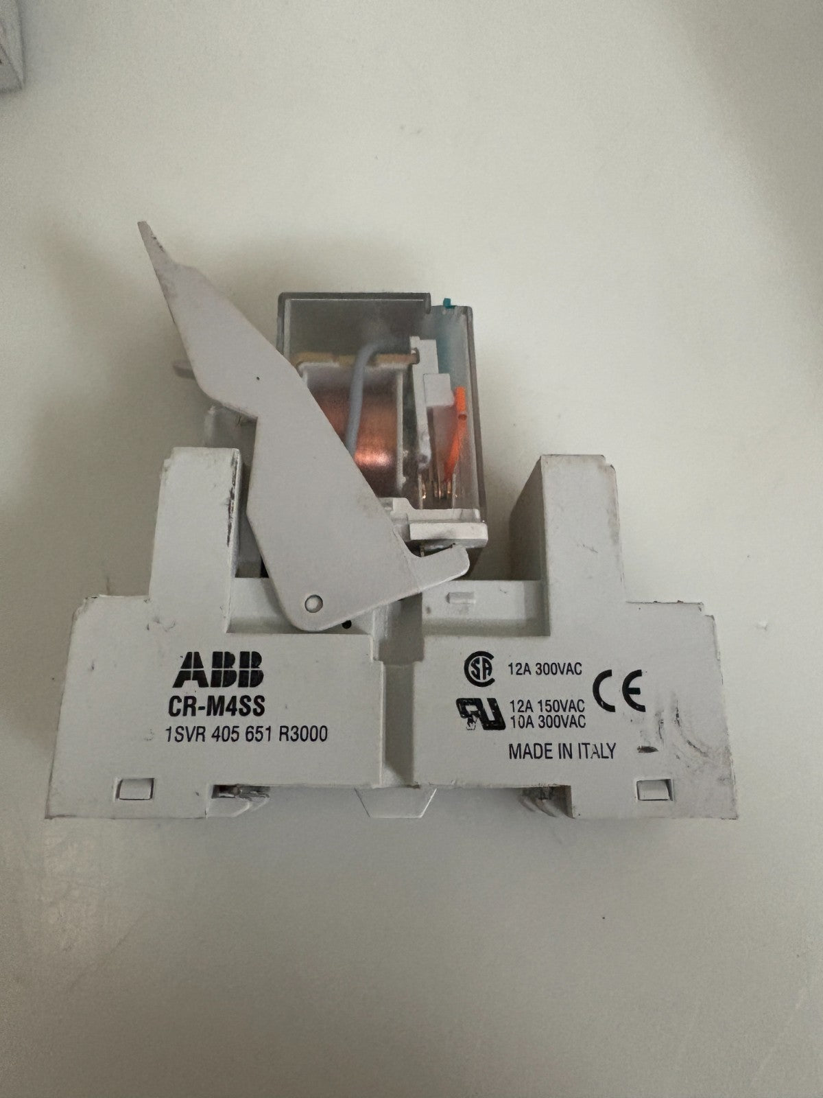 LOT OF 4 ABB RELAY MODULE CR-M024DC2L W/ABB CR-M4SS AND CR-P/M 222
