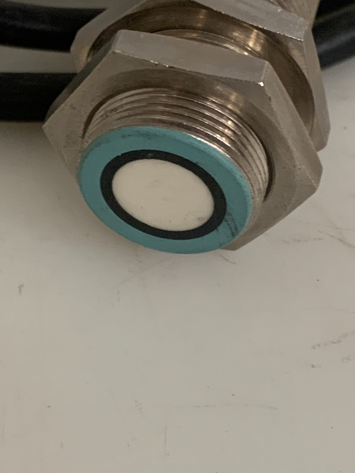 PEPPERL + FUCHS SENSOR 6 GR 6232-3ABOO-PF W/CABLE