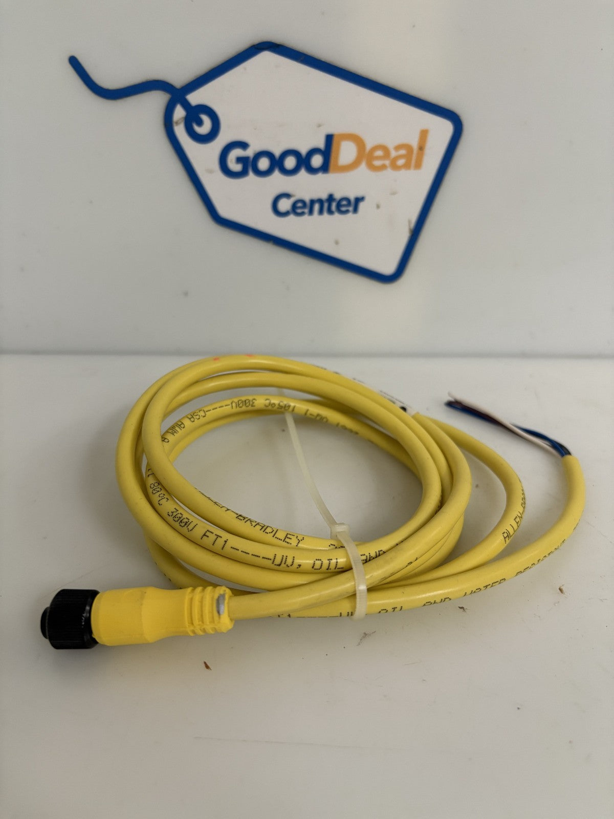 ALLEN BRADLEY SENSOR CABLE 889D-F4AC-2
