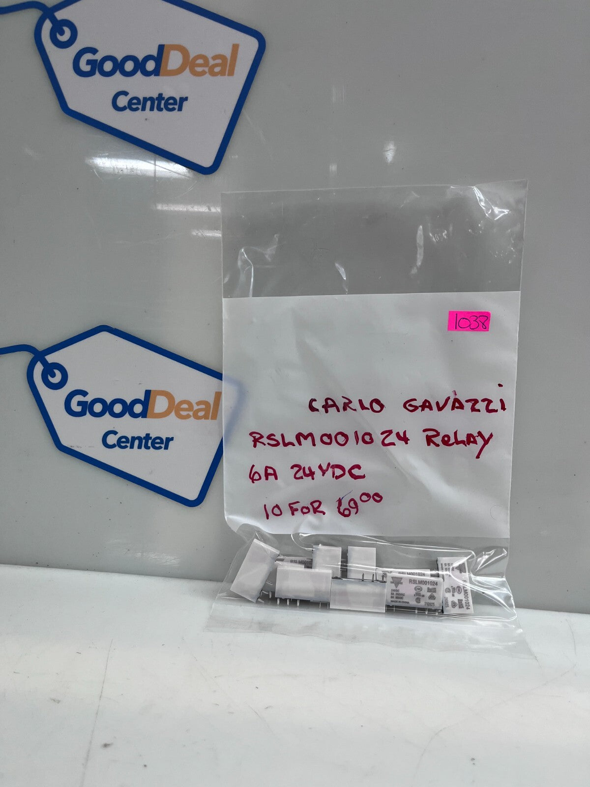 CARLO GAVAZZI RSLM001024 Voltage Level Relay 6A 24V DC