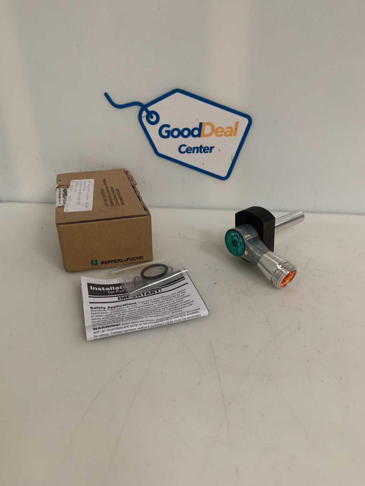 PEPPER & FUCHS INDUSTIVE SENSOR NJ2-PD-E02-2.062 909044