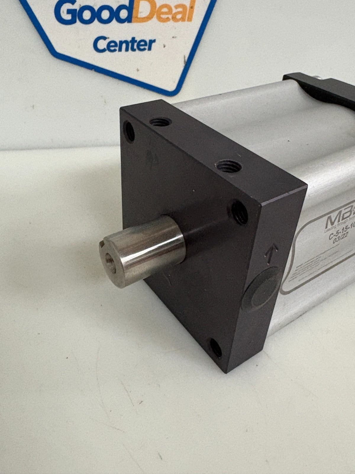 MB & D PNEUMATIC CYLINDER C-5-15-10
