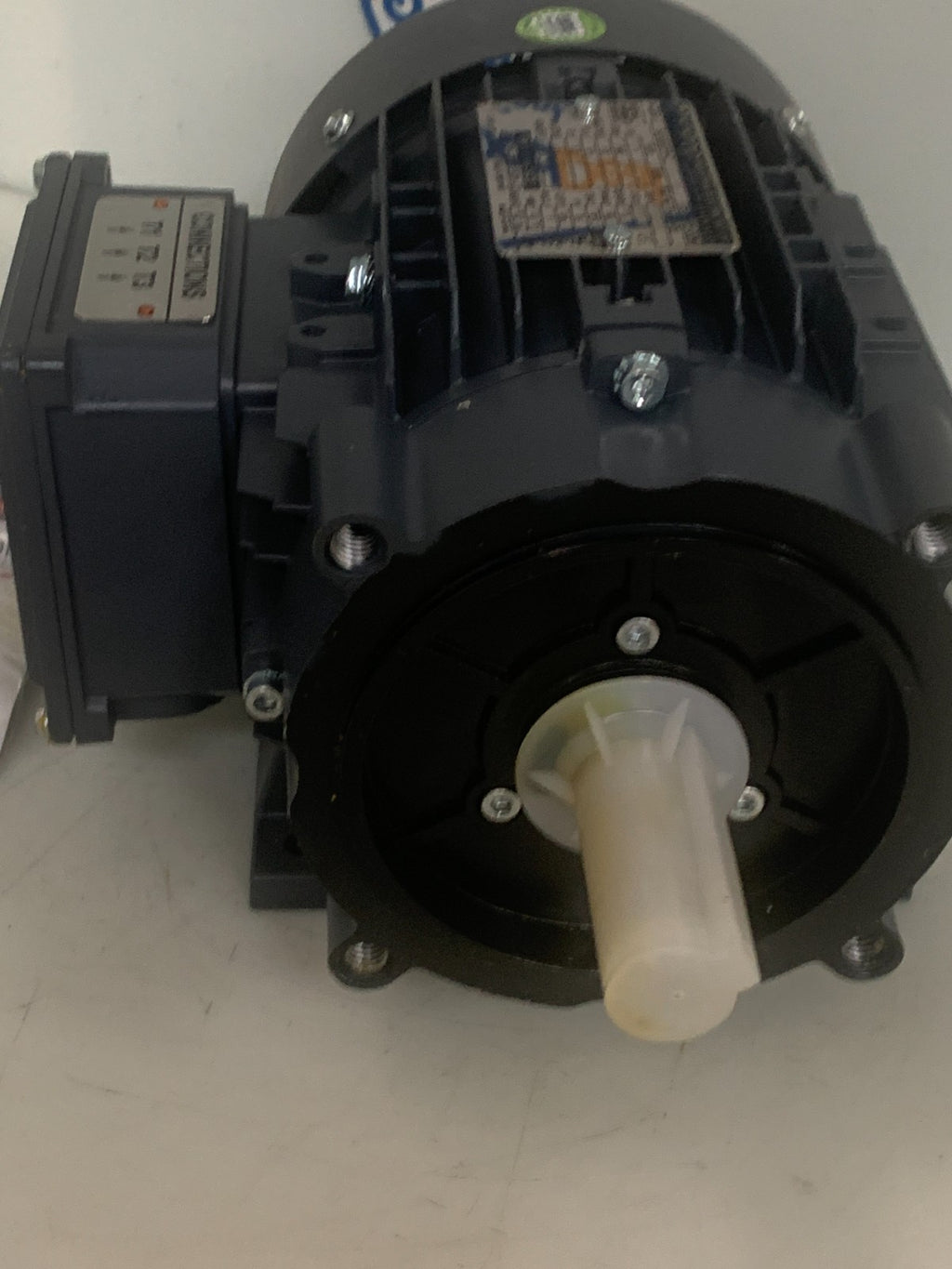 TECHTOP INVERTER DUTY 15.1 CT - 10 SF MOTOR BLA 0002FP-C2