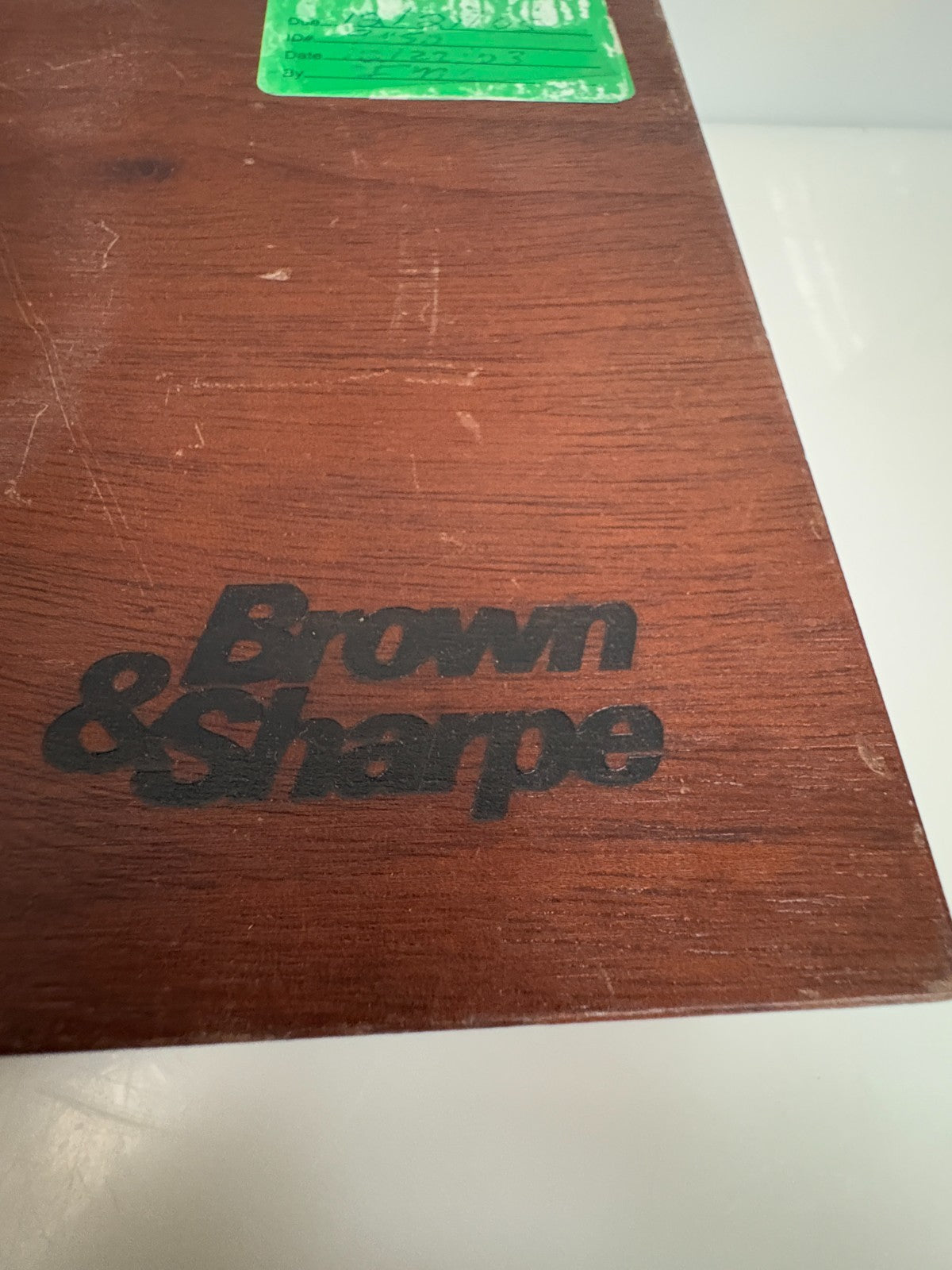 BROWN & SHARPE 7030-10 DIAL TEST INDICATOR SET IN CASE