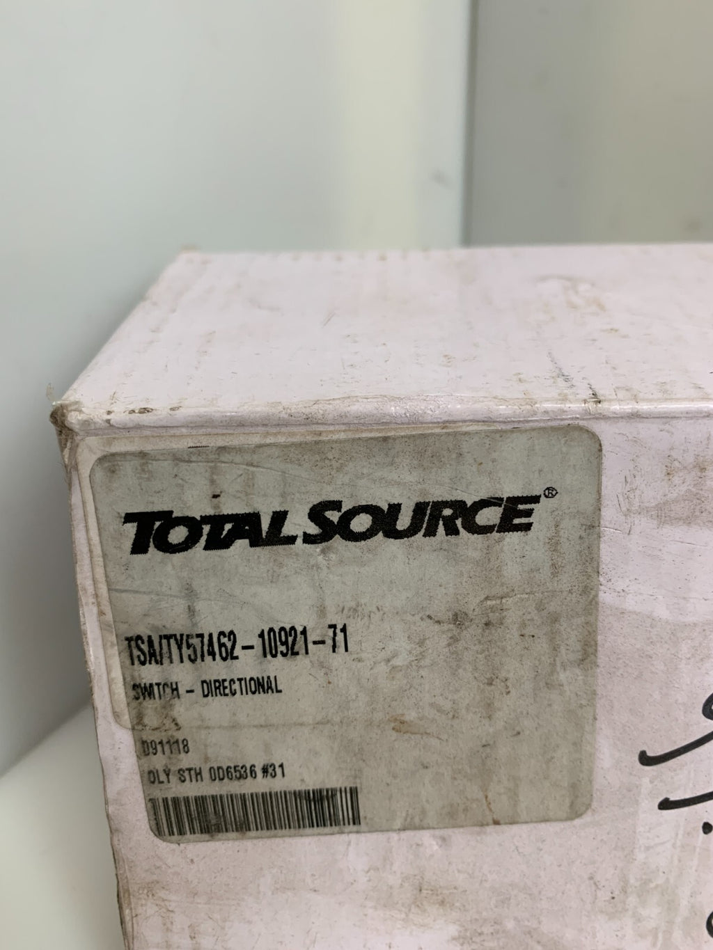 TOTAL SOURCE    Directional Switch Assy  57462-10921-71  (For Toyota)