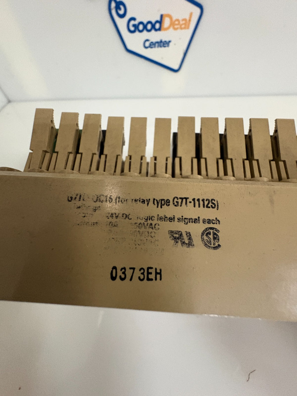 OMRON 16 RELAY CHANNEL TERMINAL BLOCK W/12 RELAY G7TC-0C16