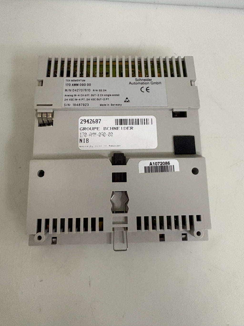 SCHNEIDER TSX MOMENTUM 170-AMM 090 00 I/O MODULE I/O ANALOG BASE
