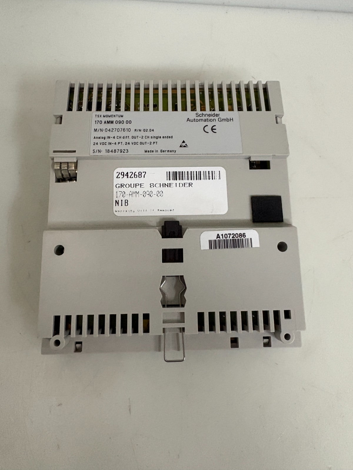 SCHNEIDER TSX MOMENTUM 170-AMM 090 00 I/O MODULE I/O ANALOG BASE