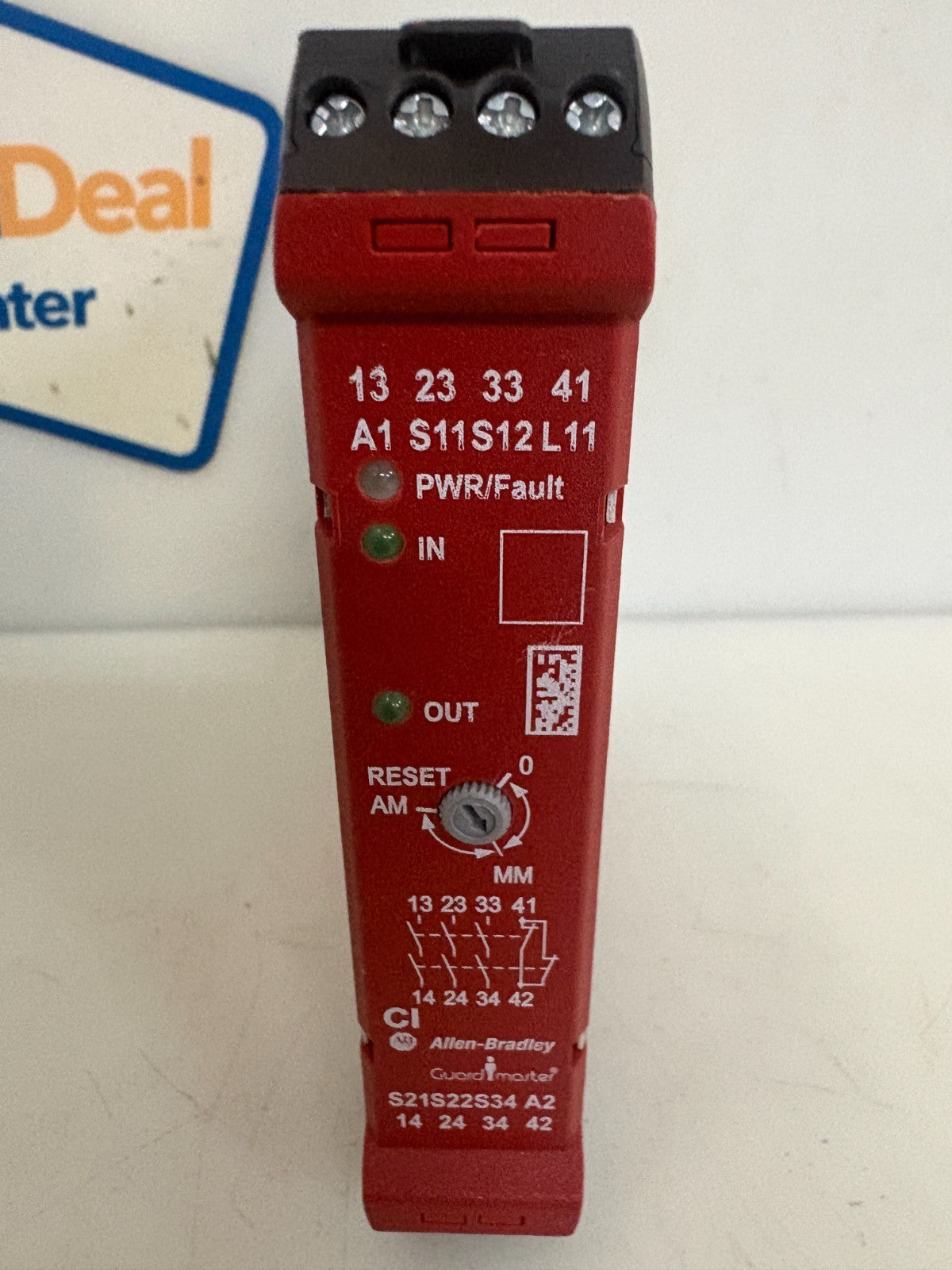ALLEN BRADLEY GUARD MASTER SAFETY RELAY 440R-S13R2 SER A #1148651