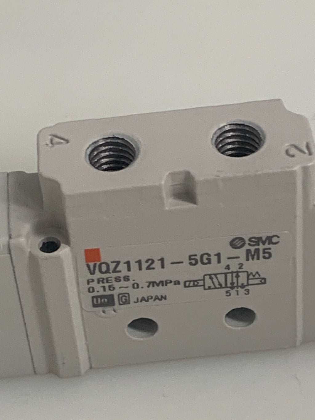SMC SOLENOID VALVE VQZ1121-5G1-M5