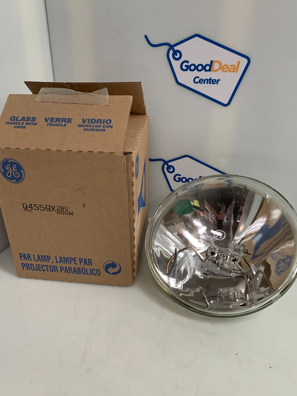GENERAL ELECTRIC AIRCRAFT LANDING LIGHTS 28 V 600 W SEALED BEAM 8 AVAIL